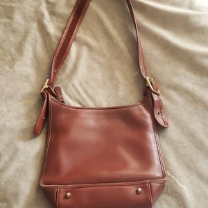 Vintage Coach shoulder strap purse